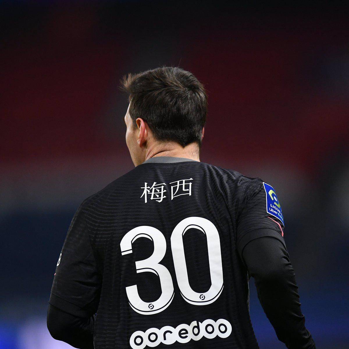 更大突